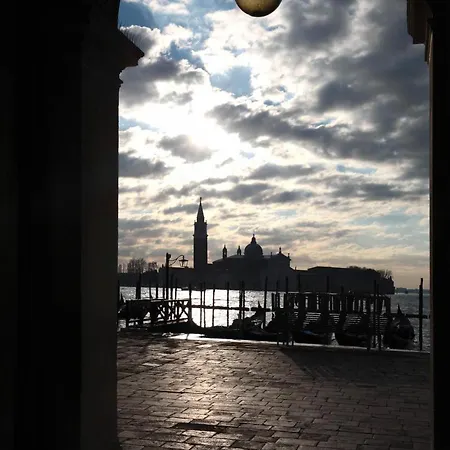 Apartment San Marco Superior By Wonderful Italy Venice